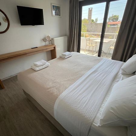 Golden Evelyn Aparthotel Agia Paraskevi  Exterior photo